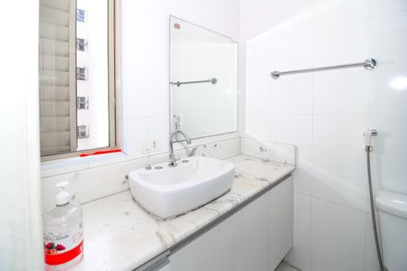 Apartamento para alugar com 64m², 2 quartos e 2 vagasBanheiro da Suíte