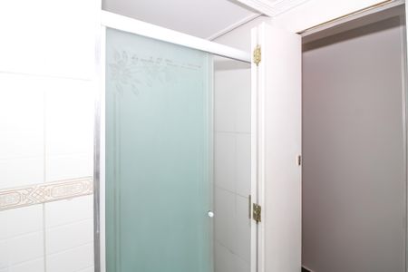 Apartamento para alugar com 64m², 2 quartos e 2 vagasBanheiro