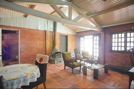 Casa à venda com 250m², 4 quartos e 3 vagasSala - Casa 2