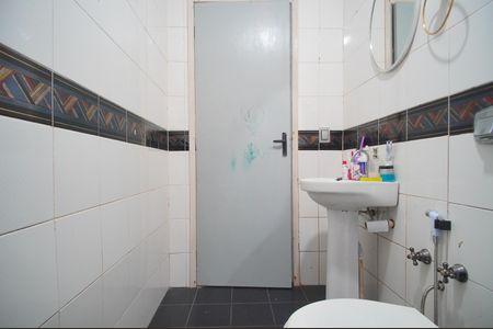 Casa à venda com 250m², 4 quartos e 3 vagasBanheiro