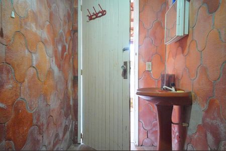 Casa à venda com 250m², 4 quartos e 3 vagasBanheiro de serviço