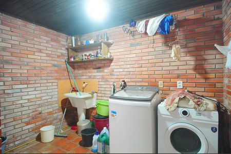 Casa à venda com 250m², 4 quartos e 3 vagasÁrea de Serviço