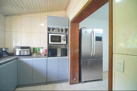 Casa à venda com 250m², 4 quartos e 3 vagasCozinha