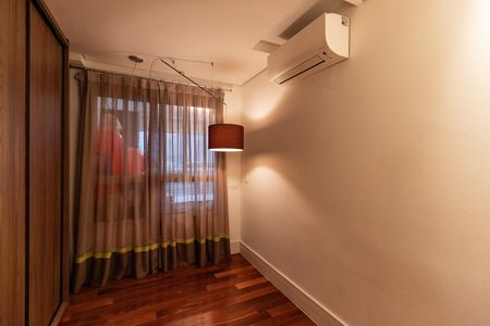 Apartamento à venda com 160m², 4 quartos e 3 vagas Apartamento à venda com 160m², 4 quartos e 3 vagasQuarto