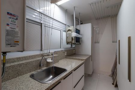 Apartamento à venda com 160m², 4 quartos e 3 vagas Apartamento à venda com 160m², 4 quartos e 3 vagasÁrea de Serviço