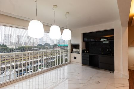 Varanda de apartamento à venda com 4 quartos, 160m² em Barra Funda, São Paulo