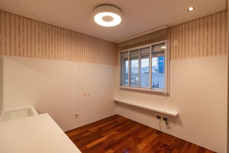 Apartamento à venda com 160m², 4 quartos e 3 vagas Apartamento à venda com 160m², 4 quartos e 3 vagasSuíte 1