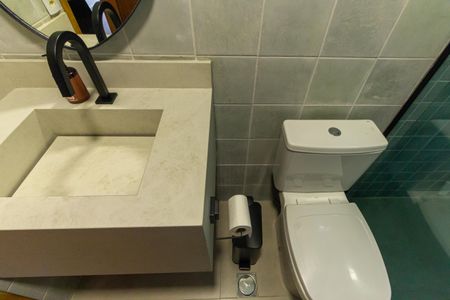 Casa de condomínio à venda com 167m², 3 quartos e 2 vagasBanheiro da Suíte 3