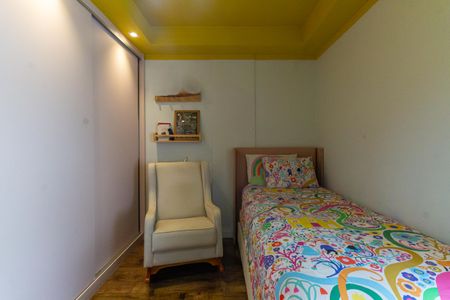 Casa de condomínio à venda com 167m², 3 quartos e 2 vagasSuíte 2