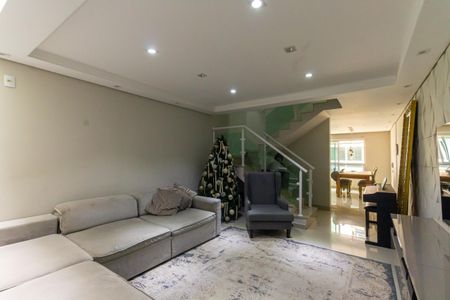 Casa de condomínio à venda com 167m², 3 quartos e 2 vagasSala