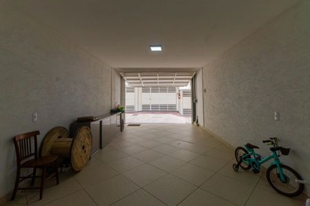 Casa de condomínio à venda com 167m², 3 quartos e 2 vagasGaragem
