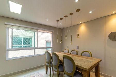 Casa de condomínio à venda com 167m², 3 quartos e 2 vagasCozinha 