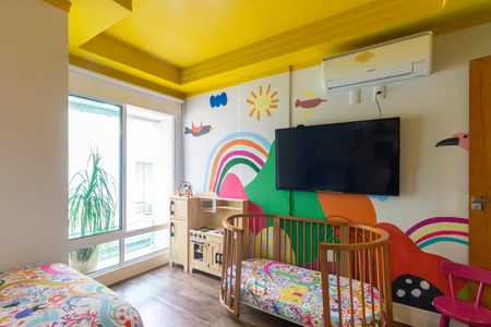 Casa de condomínio à venda com 167m², 3 quartos e 2 vagasSuíte 2