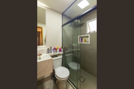 Casa de condomínio à venda com 167m², 3 quartos e 2 vagasBanheiro da Suíte 1