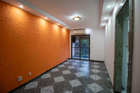 Sala de apartamento para alugar com 2 quartos, 56m² em Irajá, Rio de Janeiro