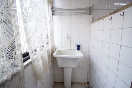 Apartamento para alugar com 56m², 2 quartos e 1 vagaÁrea de Serviço