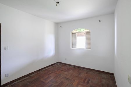 Casa para alugar com 360m², 4 quartos e 2 vagas Casa para alugar com 360m², 4 quartos e 2 vagasSuíte