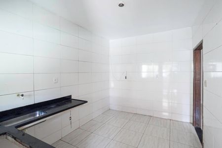 Casa para alugar com 360m², 4 quartos e 2 vagas Casa para alugar com 360m², 4 quartos e 2 vagasCozinha
