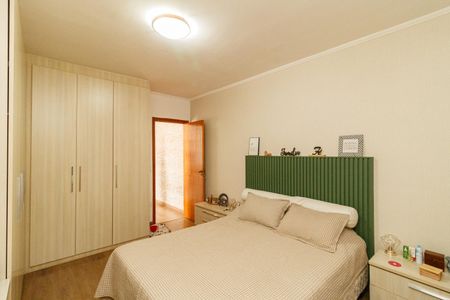 Casa à venda com 127m², 3 quartos e 2 vagas Casa à venda com 127m², 3 quartos e 2 vagasSuíte