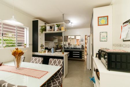 Casa à venda com 127m², 3 quartos e 2 vagasCozinha e Copa