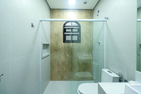 Casa à venda com 180m², 3 quartos e 3 vagasBanheiro Social