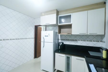 Casa à venda com 180m², 3 quartos e 3 vagasCozinha