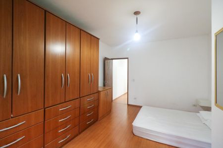 Casa à venda com 180m², 3 quartos e 3 vagasSuíte