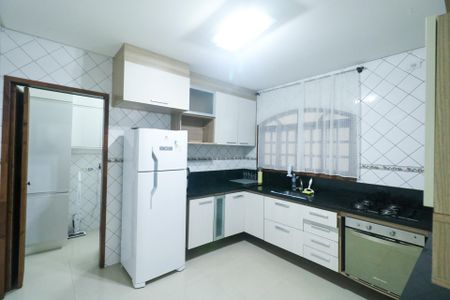 Casa à venda com 180m², 3 quartos e 3 vagasCozinha