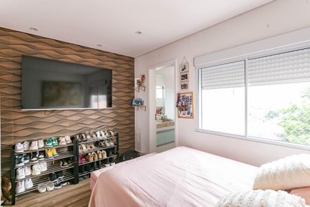 Casa à venda com 240m², 4 quartos e 2 vagasSuite