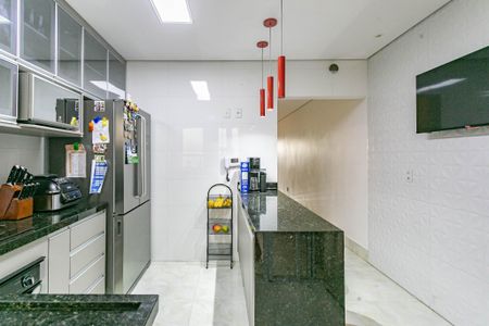 Casa à venda com 240m², 4 quartos e 2 vagasCozinha