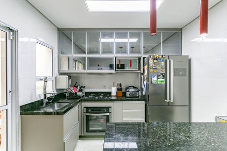 Casa à venda com 240m², 4 quartos e 2 vagasCozinha