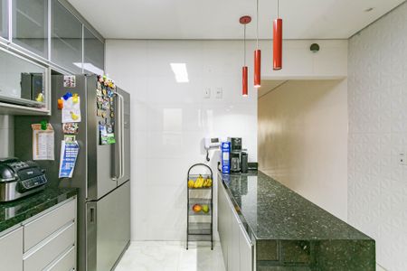 Casa à venda com 240m², 4 quartos e 2 vagasCozinha