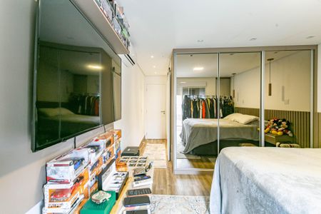 Casa à venda com 240m², 4 quartos e 2 vagasSuite