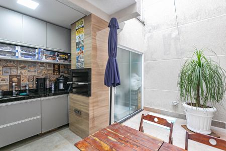 Casa à venda com 240m², 4 quartos e 2 vagasÁrea gourmet