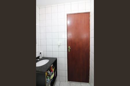 Apartamento à venda com 72m², 2 quartos e 1 vagaBanheiro Social