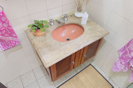 Casa para alugar com 160m², 3 quartos e 3 vagasBanheiro