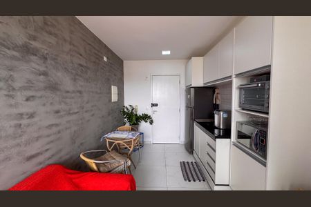 sala e cozinha de apartamento para alugar com 1 quarto, 33m² em Santo Amaro, São Paulo