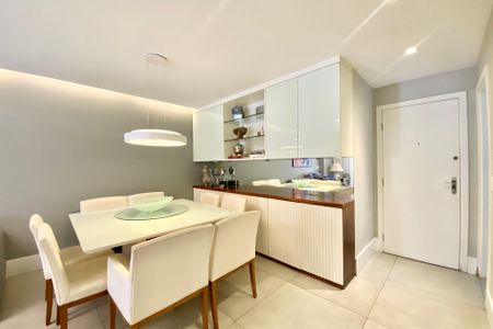 Apartamento para alugar com 110m², 3 quartos e 1 vaga