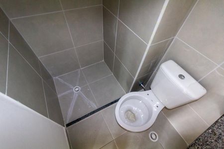 Apartamento à venda com 42m², 2 quartos e 1 vaga Apartamento à venda com 42m², 2 quartos e 1 vagaBanheiro 2