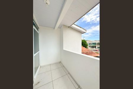 Apartamento para alugar com 75m², 2 quartos e 2 vagasVaranda