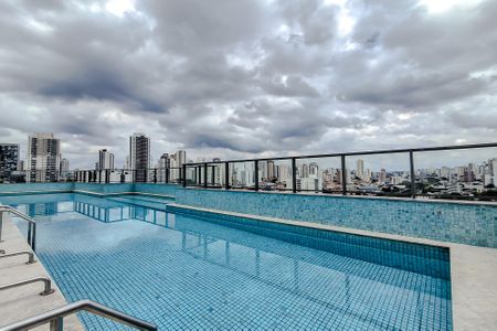 Studio à venda com 23m², 1 quarto e sem vagaÁrea comum - Piscina