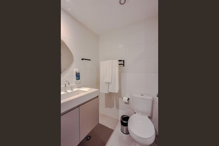 Banheiro de kitnet/studio para alugar com 1 quarto, 25m² em Vila Mariana, São Paulo