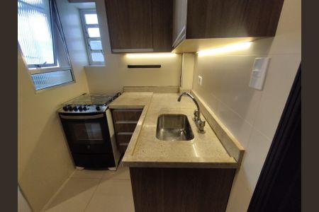 Apartamento para alugar com 64m², 2 quartos e 1 vagaCozinha - Armários