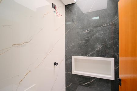 Casa à venda com 160m², 3 quartos e 3 vagasBanheiro da Suíte 3