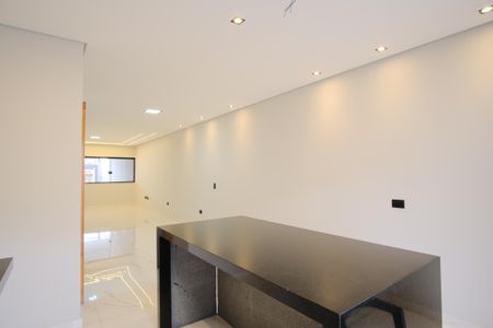 Cozinha de casa à venda com 3 quartos, 160m² em Vila Carrão, São Paulo