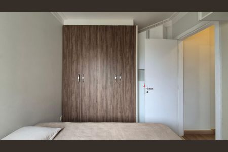 Apartamento à venda com 110m², 3 quartos e 2 vagasQuarto 2