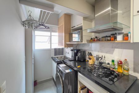 Apartamento à venda com 59m², 2 quartos e 2 vagasCozinha e área de serviço 