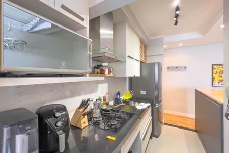 Apartamento à venda com 59m², 2 quartos e 2 vagasCozinha e área de serviço 