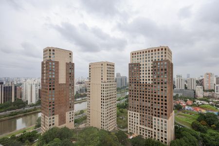 Vista do Quarto 1 de apartamento para alugar com 2 quartos, 40m² em Cidade Jardim, São Paulo