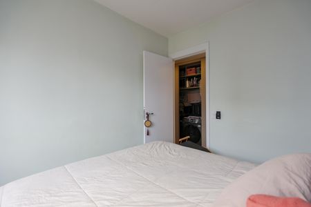 Quarto 1 de apartamento para alugar com 2 quartos, 40m² em Cidade Jardim, São Paulo